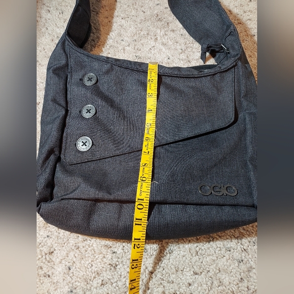 Ogio Cross Body Tablet Bag - Picture 6 of 7